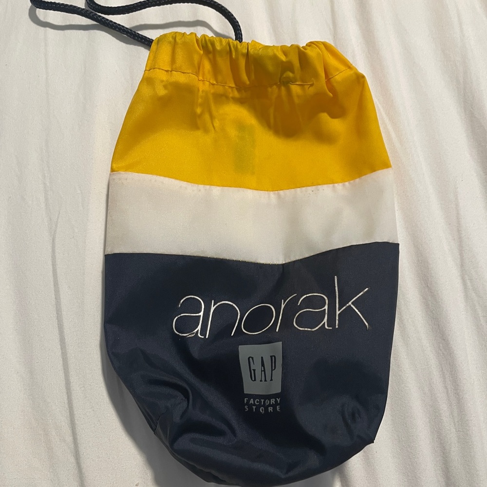 Gap Factory Anorak Windbreaker with hood and pockets includes bag - Picture 3 of 7